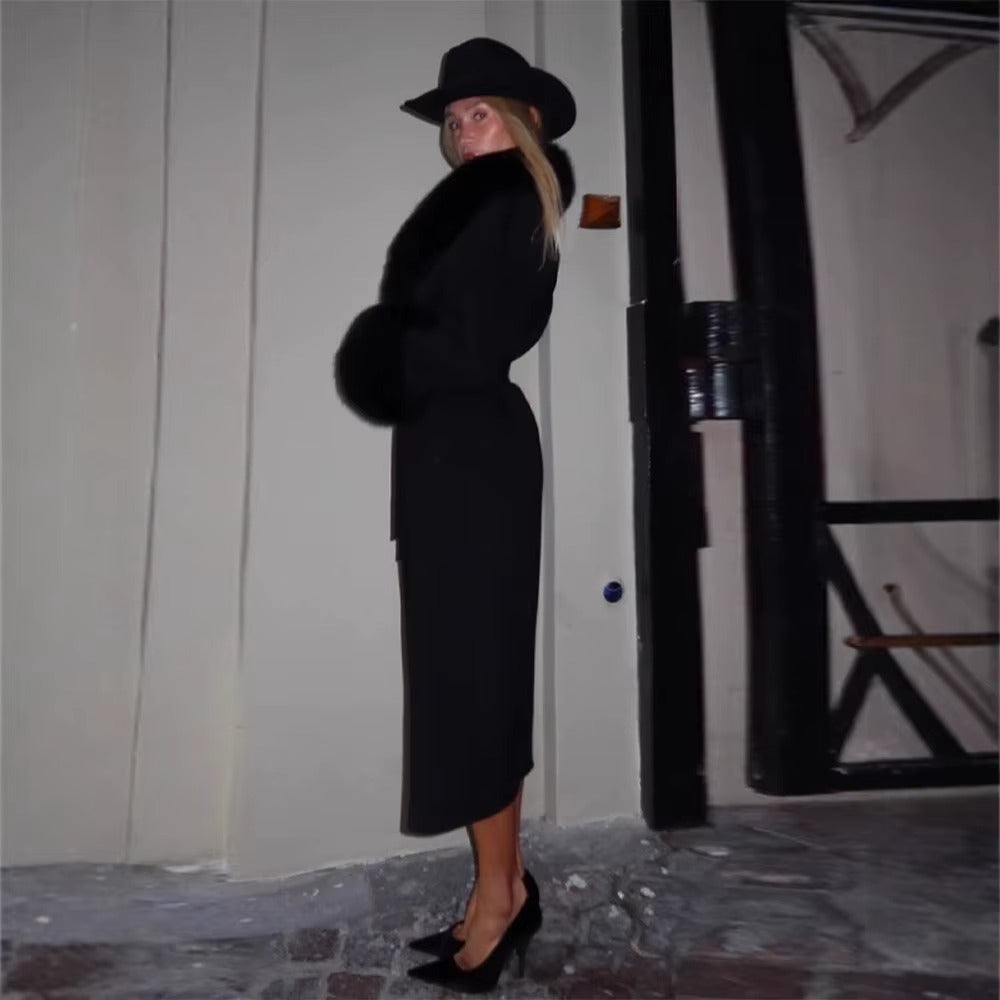 Cappotto con Dettagli Effetto Pelliccia